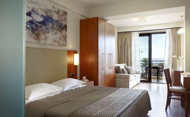 Anthemus Sea Beach Hotel & Spa - cameră dublă superioară (la mare sau la piscină)